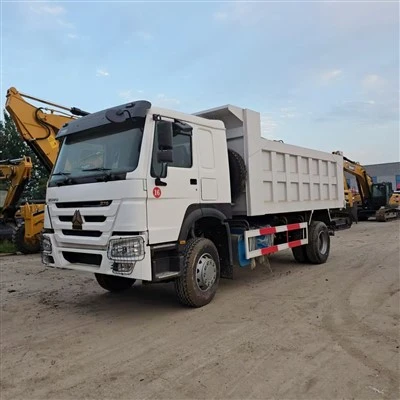 BAGAIMANA Truk Sampah 4×2