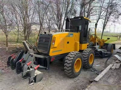 Perata Motor XCMG GR2153